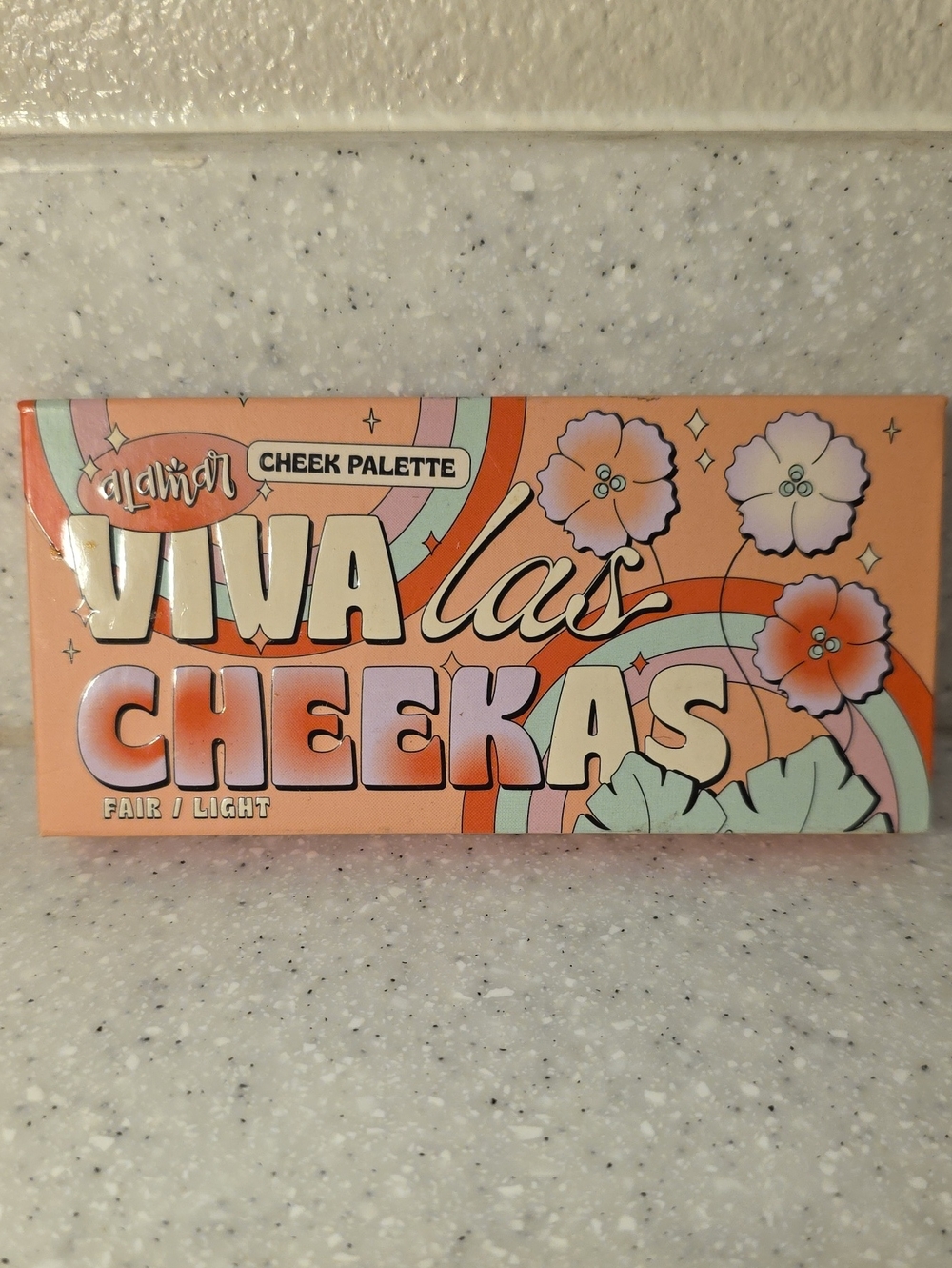 ALAMAR Viva Las Cheekas Cheek Palette - Peach & Pink Floral (fair/light)